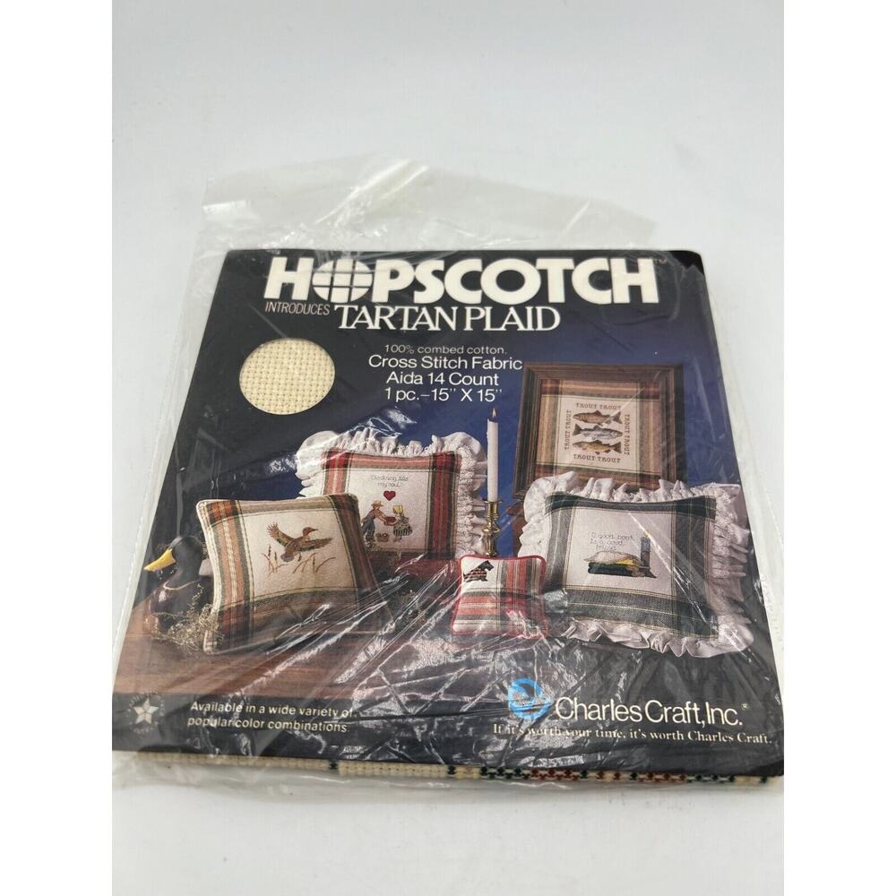 NEW Hopscotch Cross Stitch Fabric Aida 14 Count 15” x 15”‎ Tartan Plaid